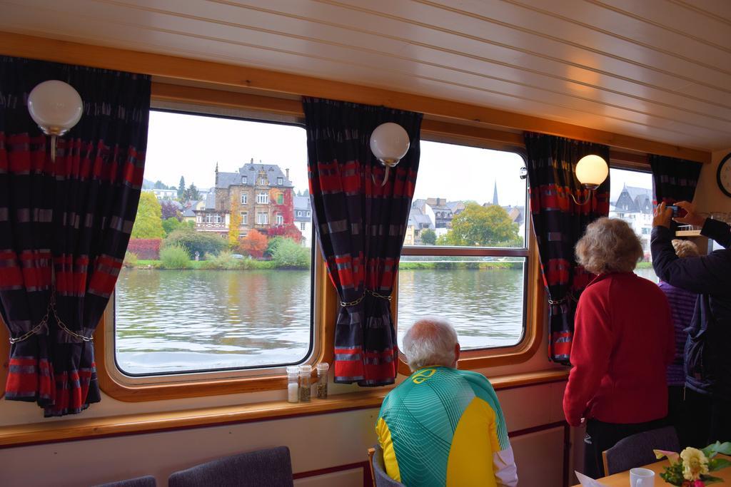 Hotelboat Allure Amsterdam Exterior photo