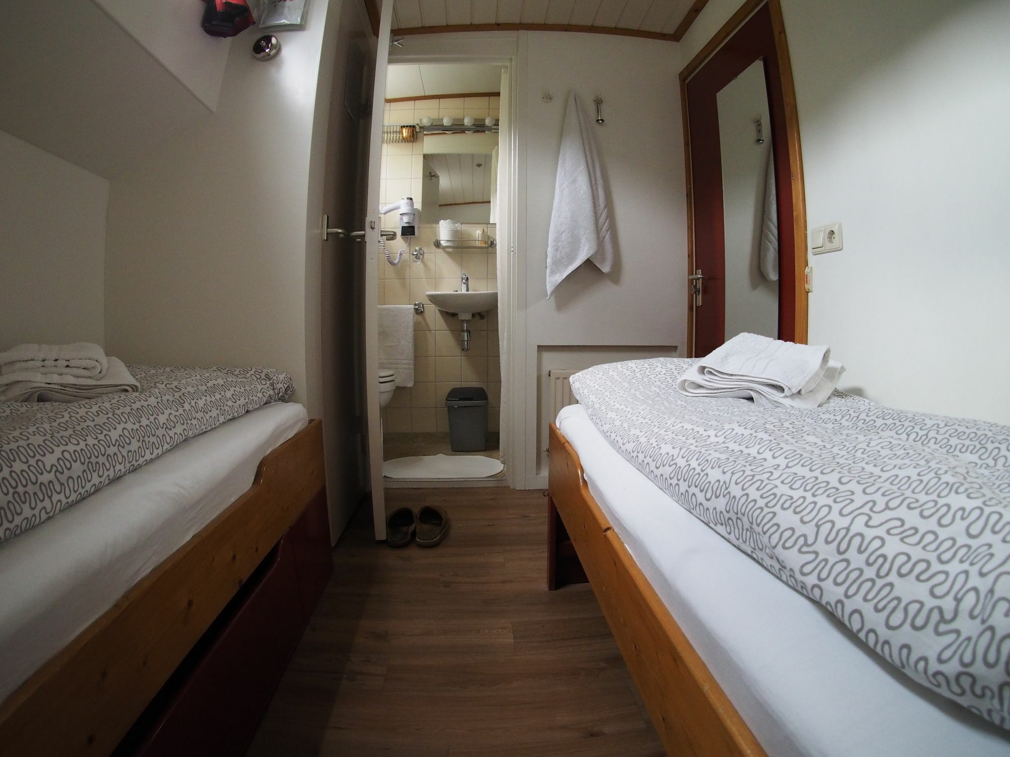 Hotelboat Allure Amsterdam Exterior photo