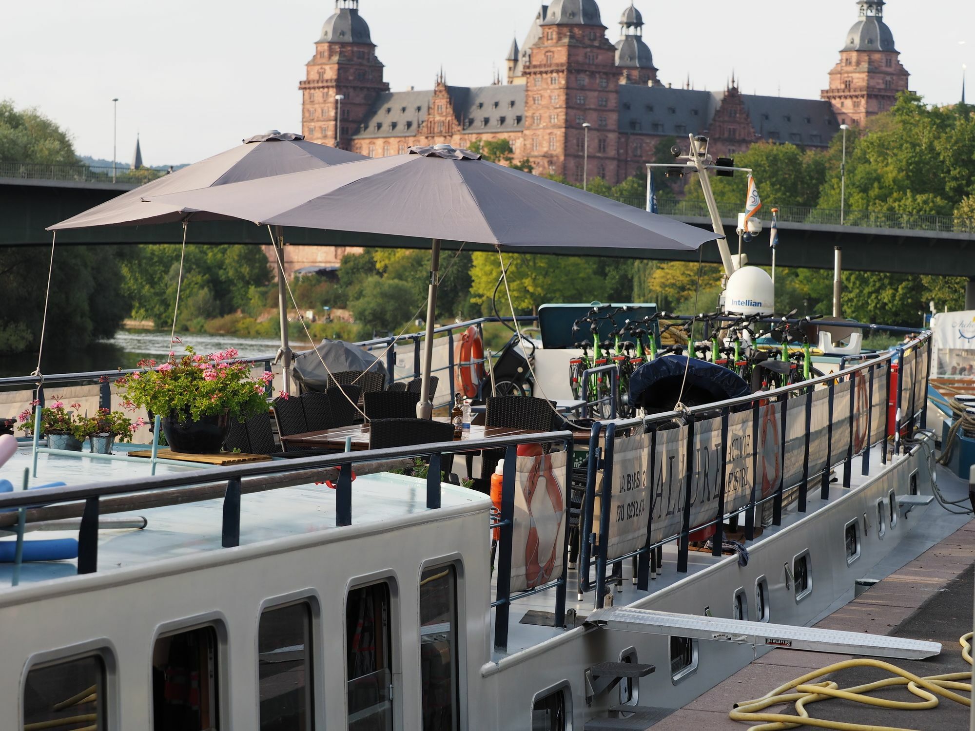 Hotelboat Allure Amsterdam Exterior photo